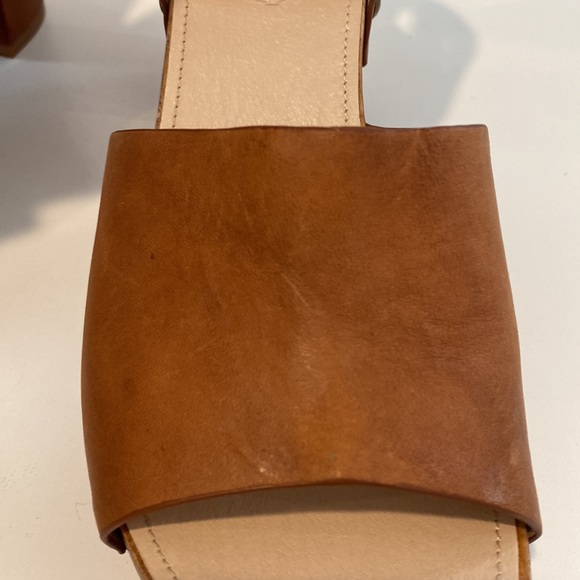 New Kelsi Dagger heel. Size 11. Distressed leather - Picture 11 of 14